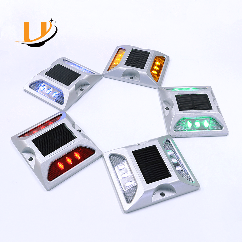 12 Years Factory Free Sample High Quality Led Reflective Aluminum Cat Eye Solar Road Stud