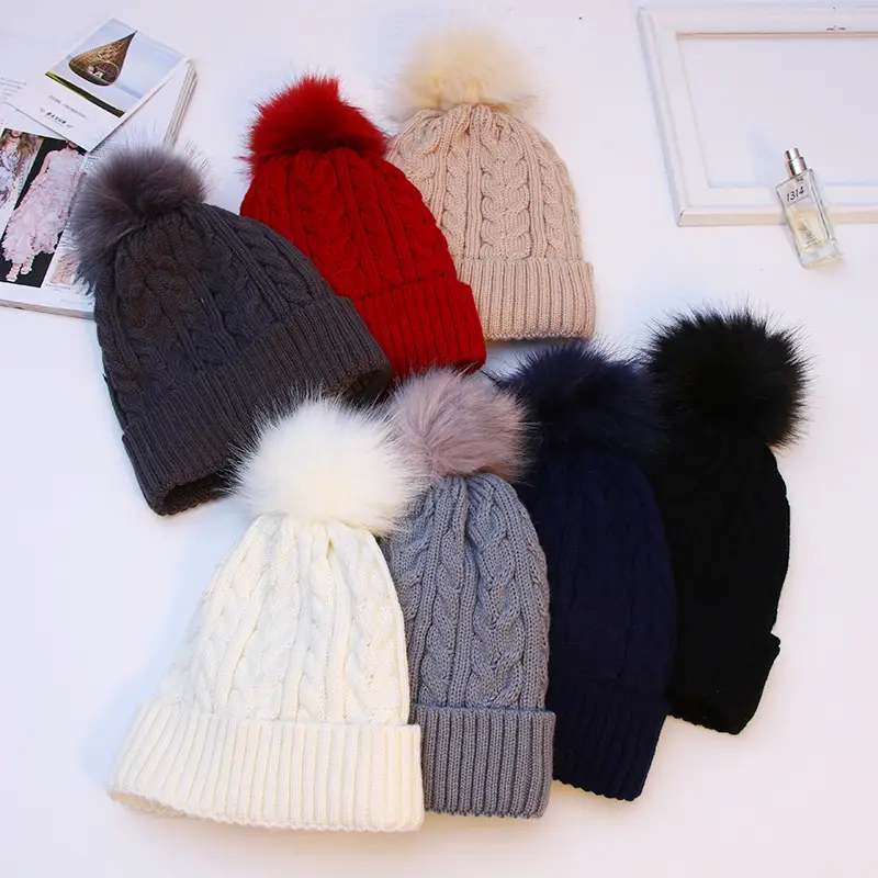 2020 стильные толстые вязаные шапки на заказ, зимние шапки с помпонами из искусственного меха