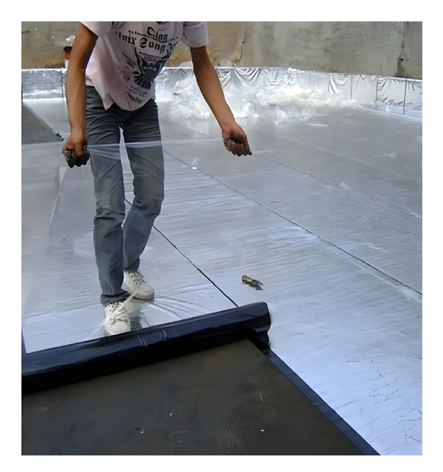 Self Adhesive Polymer Modified Bitumen Waterproof Roof Sheet SBS Modified Asphalt Water Proof Roofing Membrane For Iron Sheet