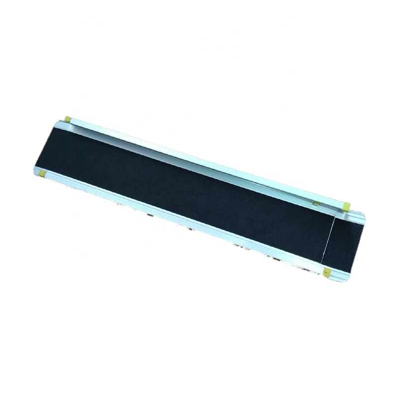 Aluminum Portable Skidproof PVC Carpeted Folding Wheelchair Ramp 8 Feet