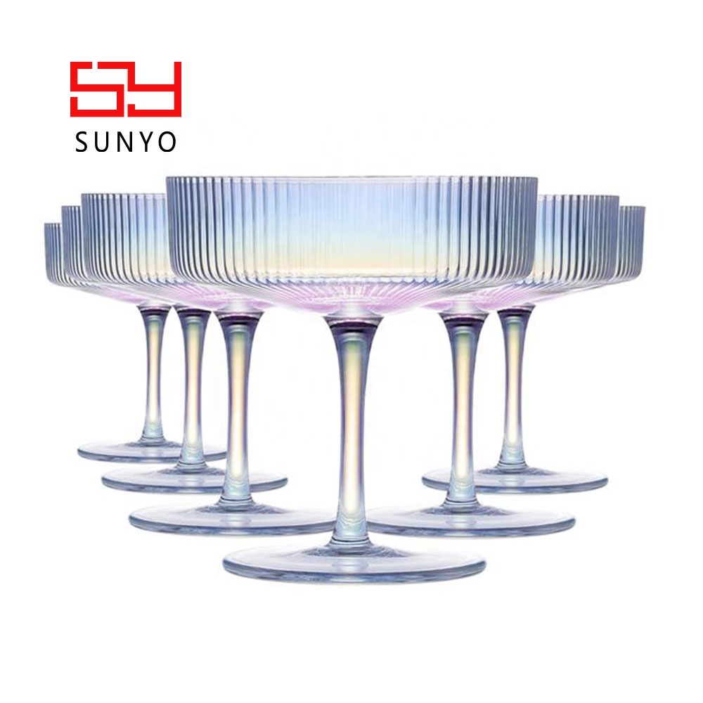 Classic Vintage Design Elegant Stripe Ribbed Coupe Cocktail Glass Leadfree Crystal Vintage Martini coloured glass cocktail set