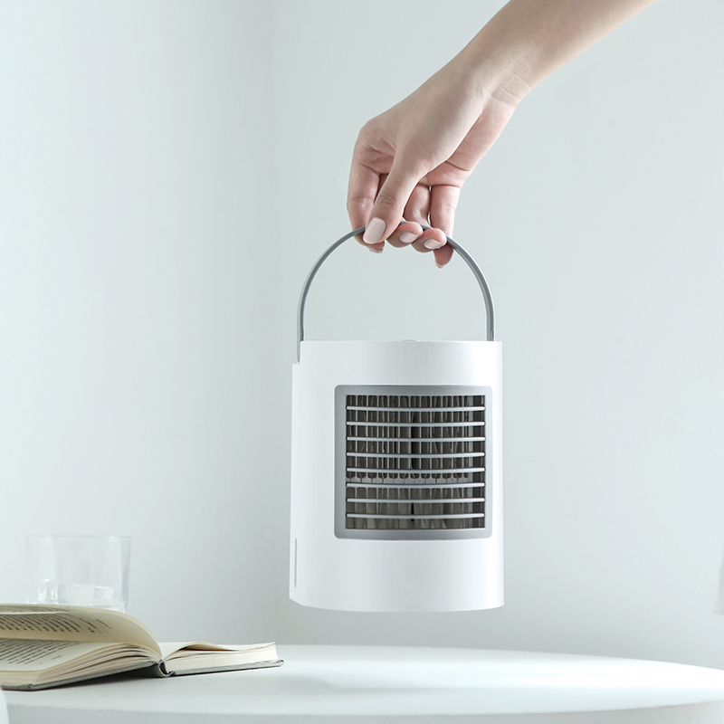 New Arrival 380ML Home Appliance Mini Air Conditioner USB Portable Desk Fans