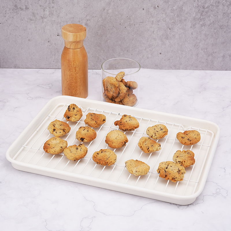 Starck 13 inch 2 set white color nonstick cooling rack cookie sheets pan for baking set