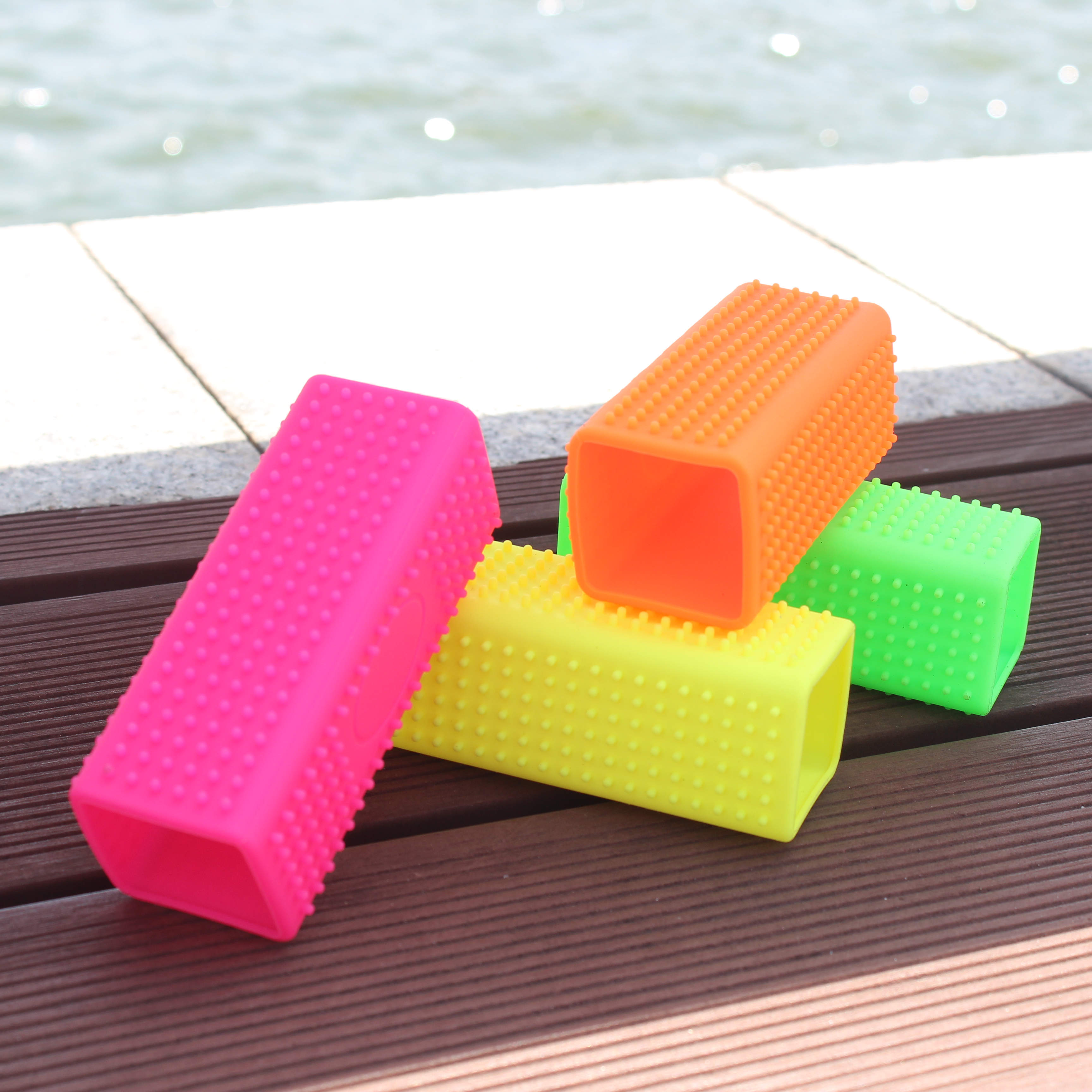 Cat Car Cleaner Pet Hair Brush Mini Dog Hair Removal Easy To Clean Pet Hair Remover for Couch Car