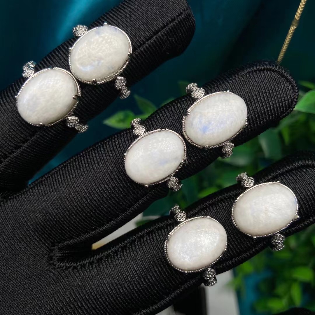 Fashion Silver plating on copper Oval shape moon stone Jewelry Natural single stone ring Size 10*14 millimetre