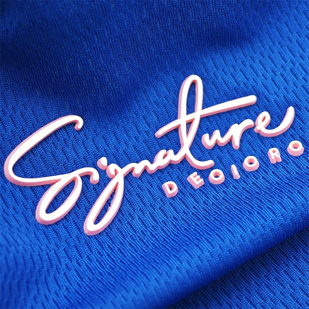 Heat Transfer Label Glue Rollers Gold American Characters High Fluid Effect Embossed Heat Transfer Logo