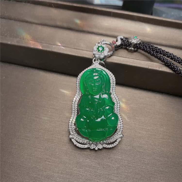 Wholesale China Green Jade Buddha Agate Pendant gold-plated diamond chalcedony Buddhist Necklace Jewelry