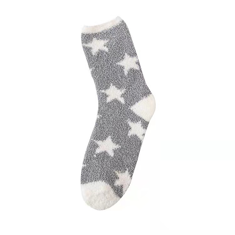 Amazon hot new fashion coral velvet star socks