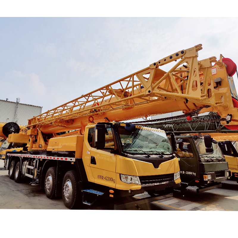 50 ton lifting capacity QY50KD telescopic boom lorry crane