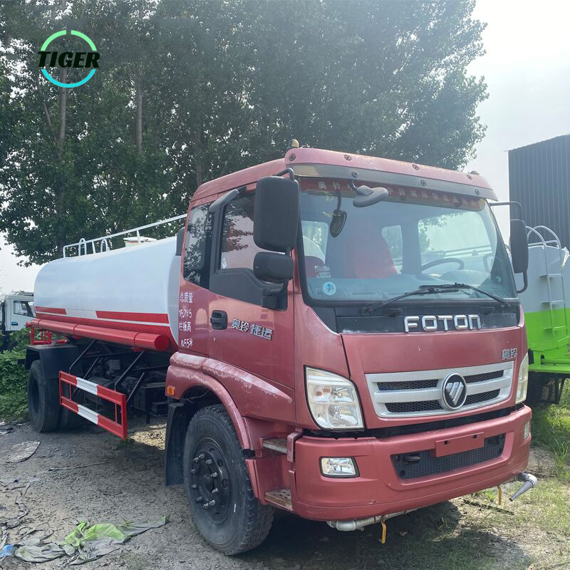 Завод сельскохозяйственный Foton Secondhand 2,5 тонн водная корзина разбрызгиватель бак для полива грузовика