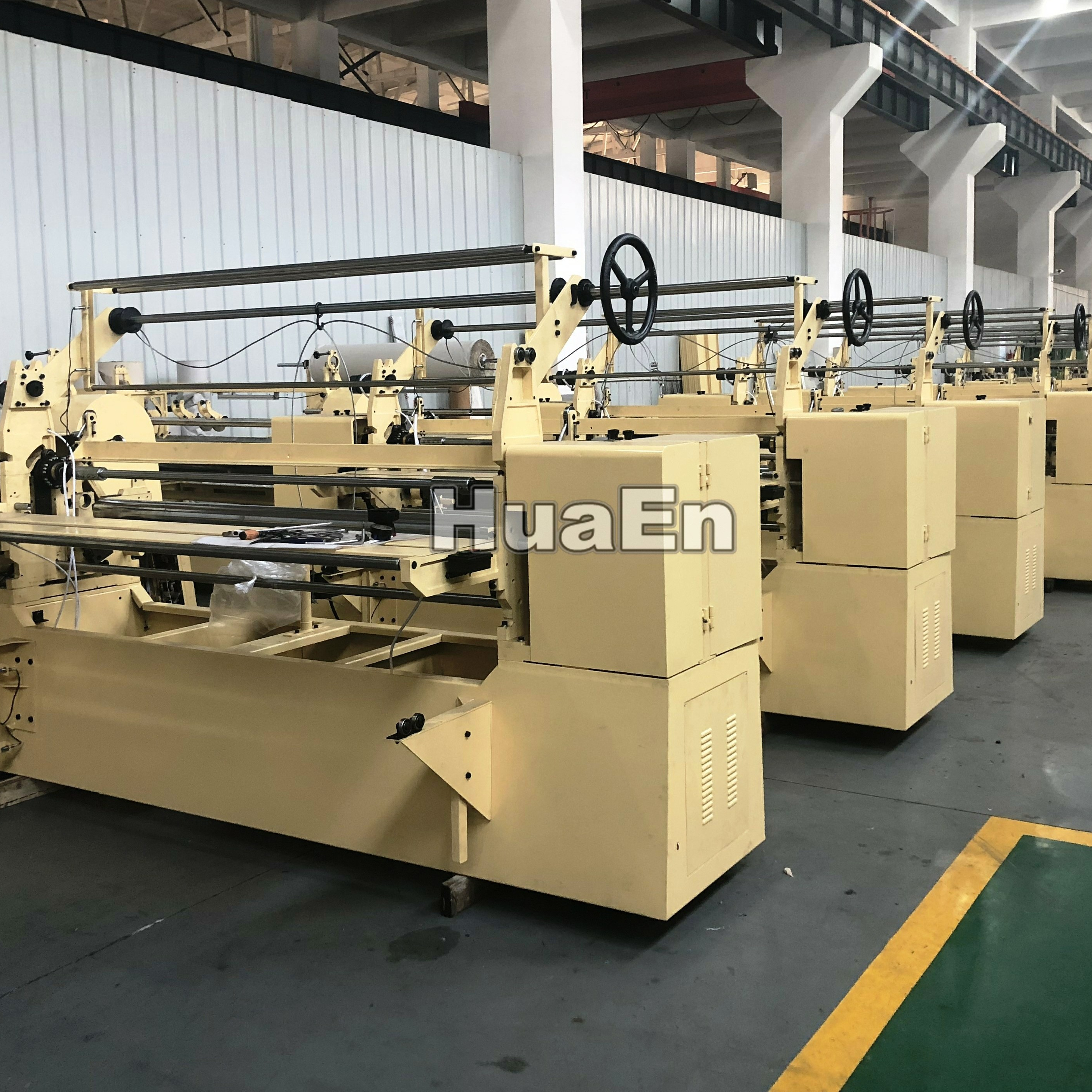 Машина для Плиссировки коробок из полиэстера Changzhou Huaen, фабрика по производству тканей, нетканых шифонов, магазинов одежды