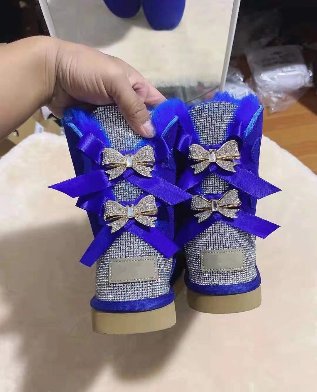 Latest Arrival Crystal Inlaid Bowknots Furry Lining Women Snow Ankle Boots Genius Sheep Fur Girls Shoes Princess Style Outdoor
