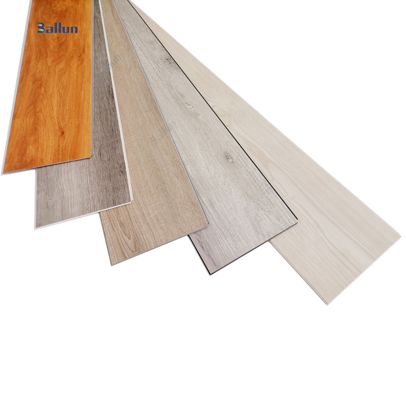 Waterproof light gray spc rvp lvt click flooring 2021 lock commercial vinyl plank flooring