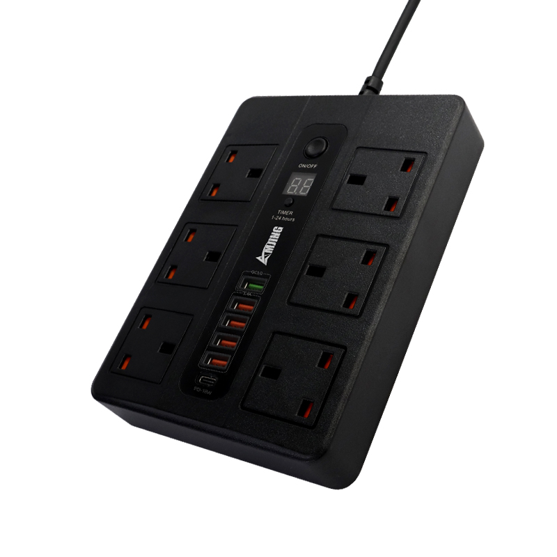 Блок питания на 6 розеток с 5 USB-портами