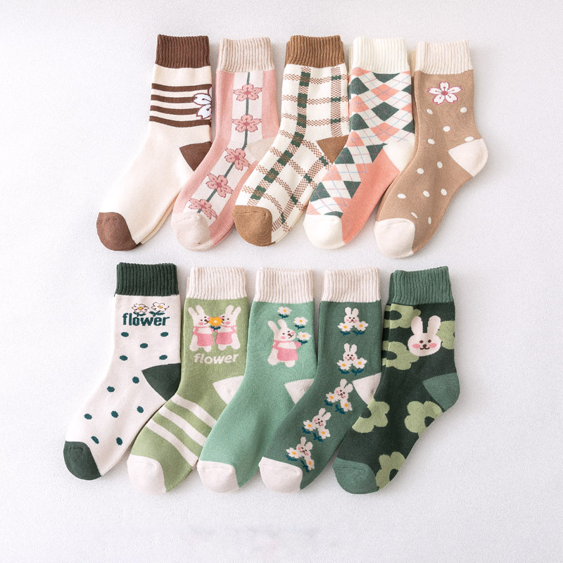High Quality Winter Fancy Thick Warm Terry Loop Cozy Women Socks Lovely Cartoon Women Tube Socks