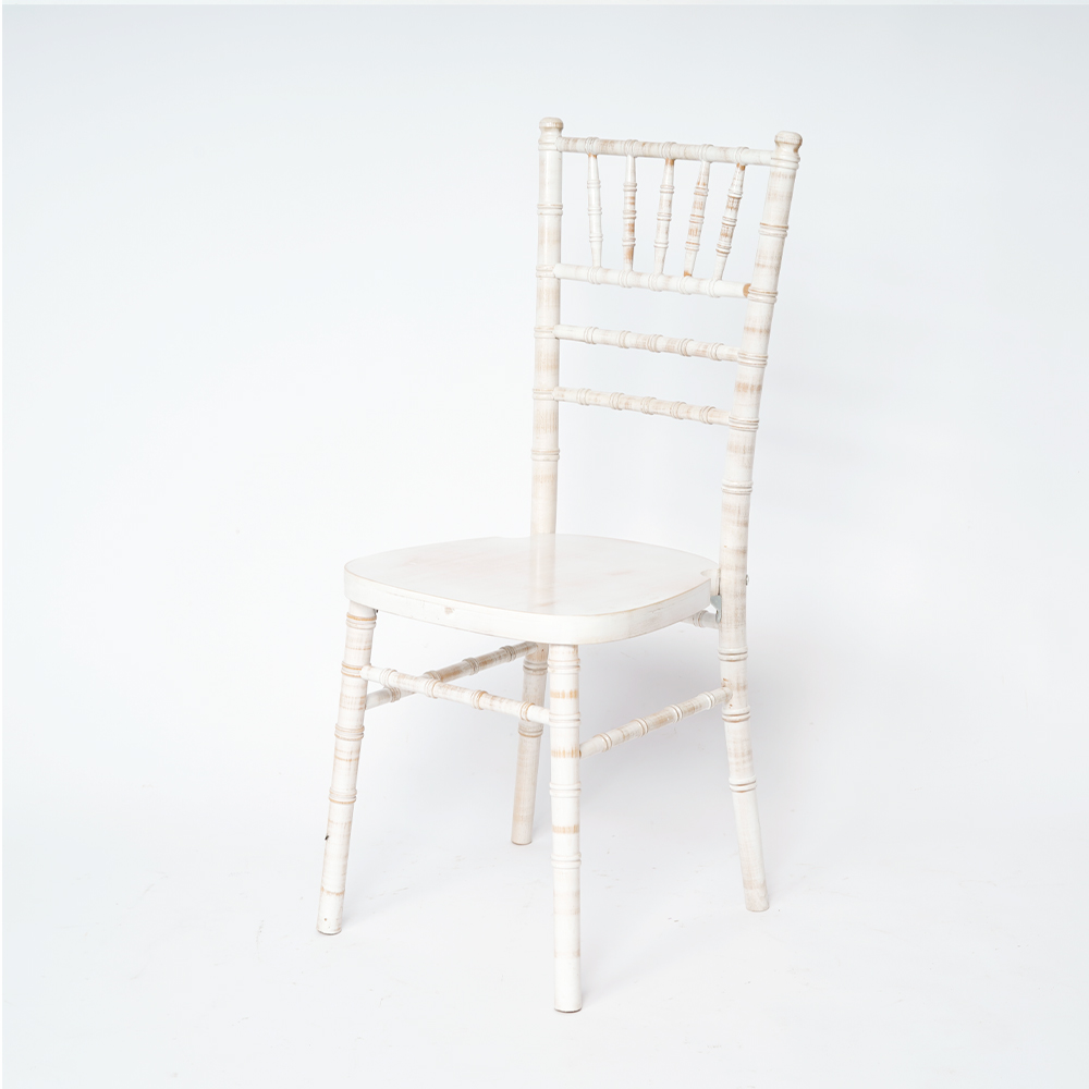 Factory Wholesale Wooden Chiavrai Chair Used In The Wedding Banquet Event Scene.