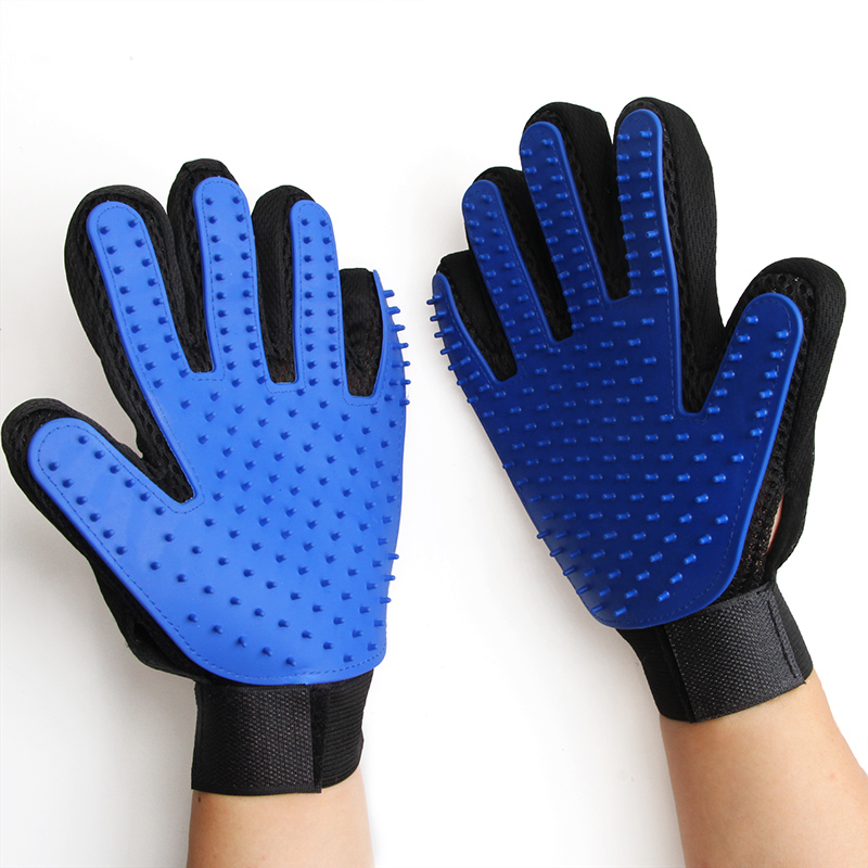 2021 Amazon Hot Portable Dog Cat Bath Product Supplier Five Fingers Washproof Gloves For Dogs