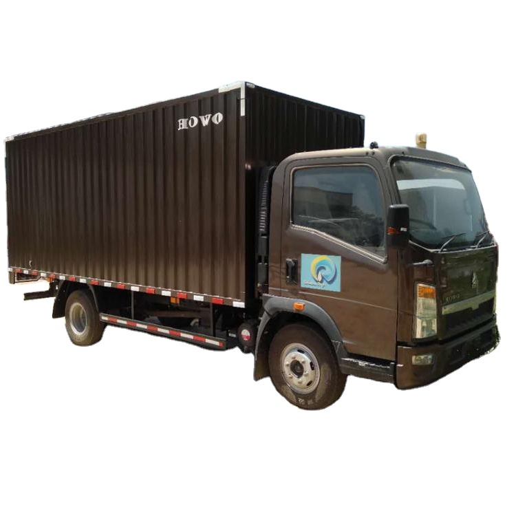 SINOTRUK 4x2 6 wheeler howo light duty van cargo truck
