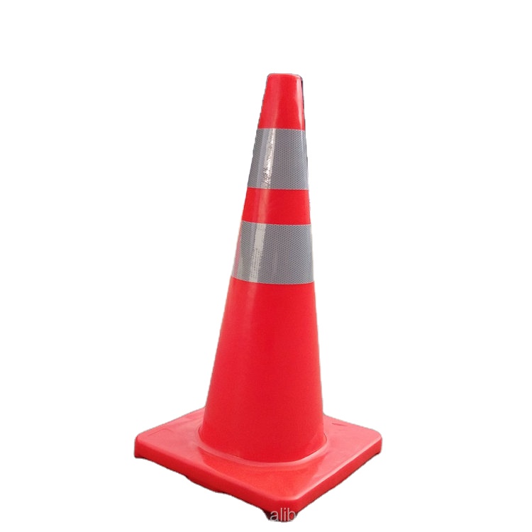 700mm Reflective PVC Trafic Cone Unbreakable With Non-Peel-Off Reflective Tapes