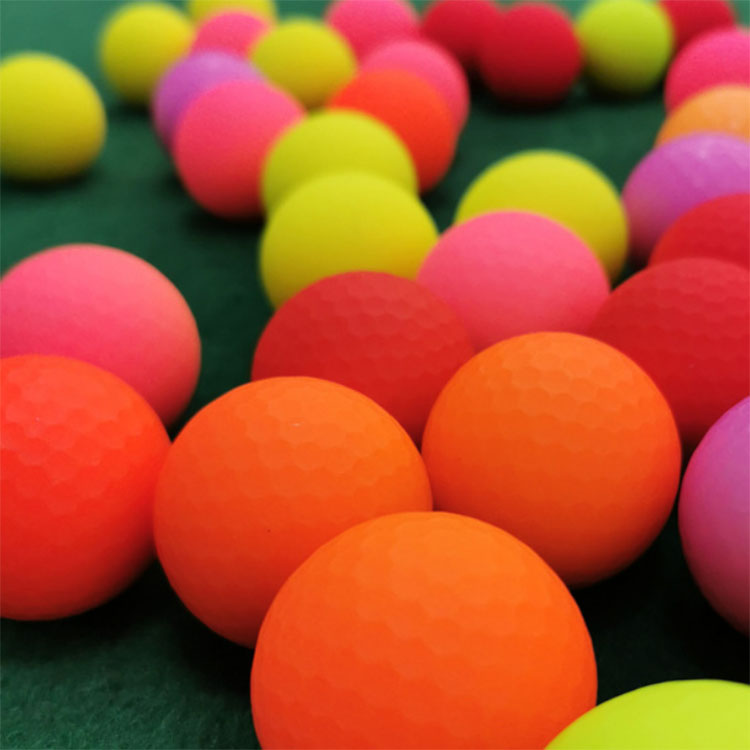 Hot Selling Colorful Matt Golf Ball / Bulk Promotional Custom 2 piece Practice Color Golf Ball Manufacture