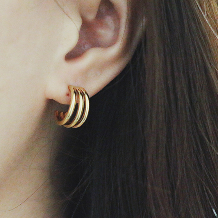 Fashion Small Earrings Stainless Steel Three Gold Hoop C Shaped Rings Twisted Wire Ear Clasps Earring Jewelry