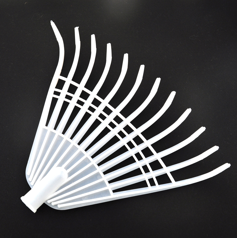 Grass collecting Plastique garden agriculture farming use for sweeping leaves gras rake rateau