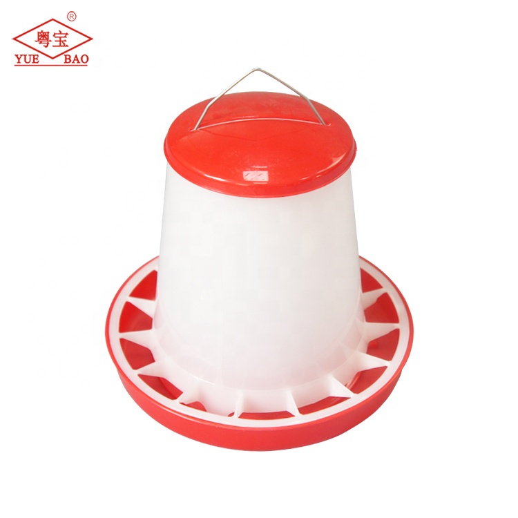 Wholesale 2KG Plastic Chicken Feeder with Metal Hanger Livestock Equipment for Poultry Animals Used for Chicken Feed