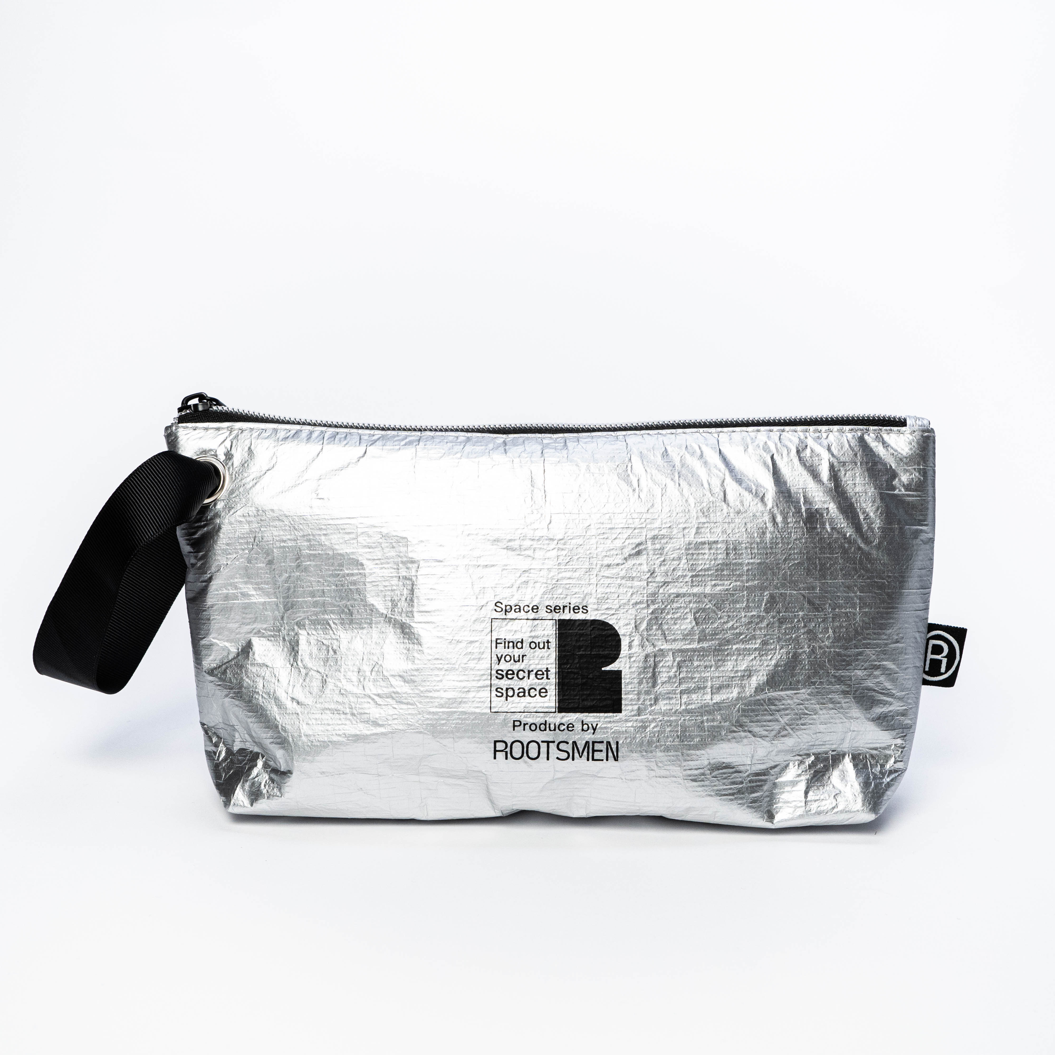 Clever Designed Tyvek Paper Cosmetic Bag Silver Cosmetic Favor Bags For Storing Things