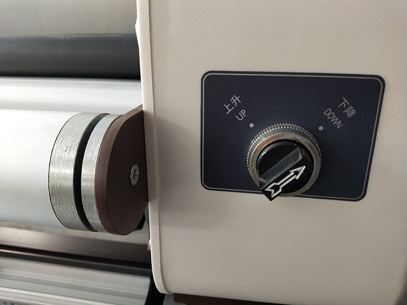 Cheap price full automatic hot and cold laminator laminating machine with cutters