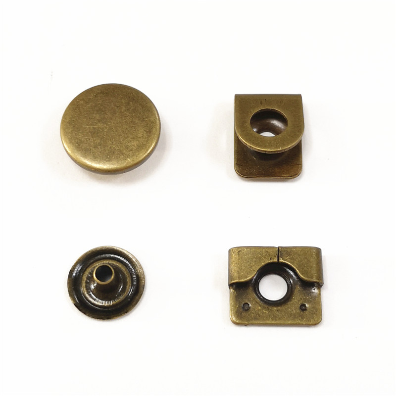 Brass material hooks with decoration button for pants 4 Parts anti rust easy installation plating to colors metal hook and bar