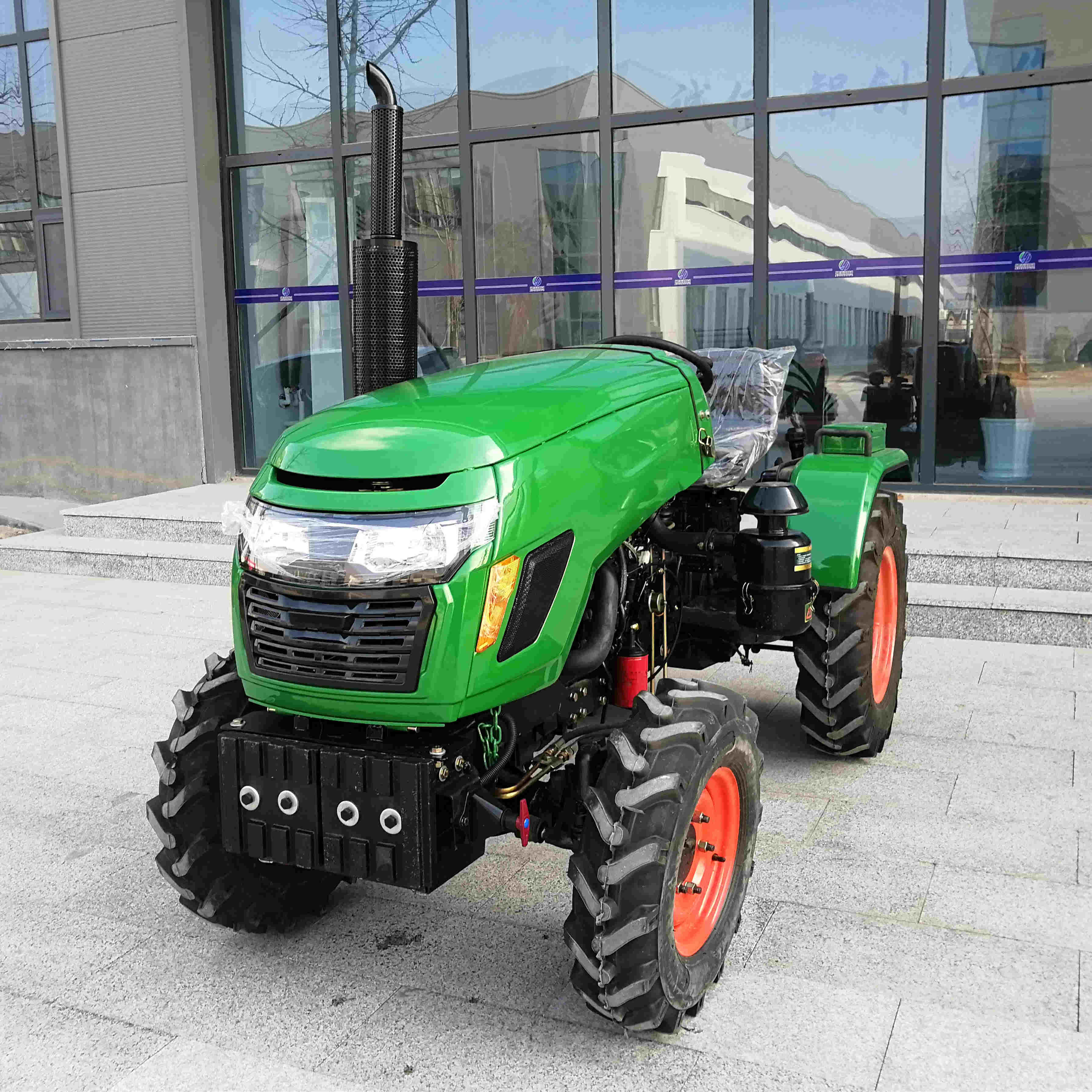 35hp 4X4 мини-тракторы для фермы 354 404 с плуговым дисковым бороном на продажу