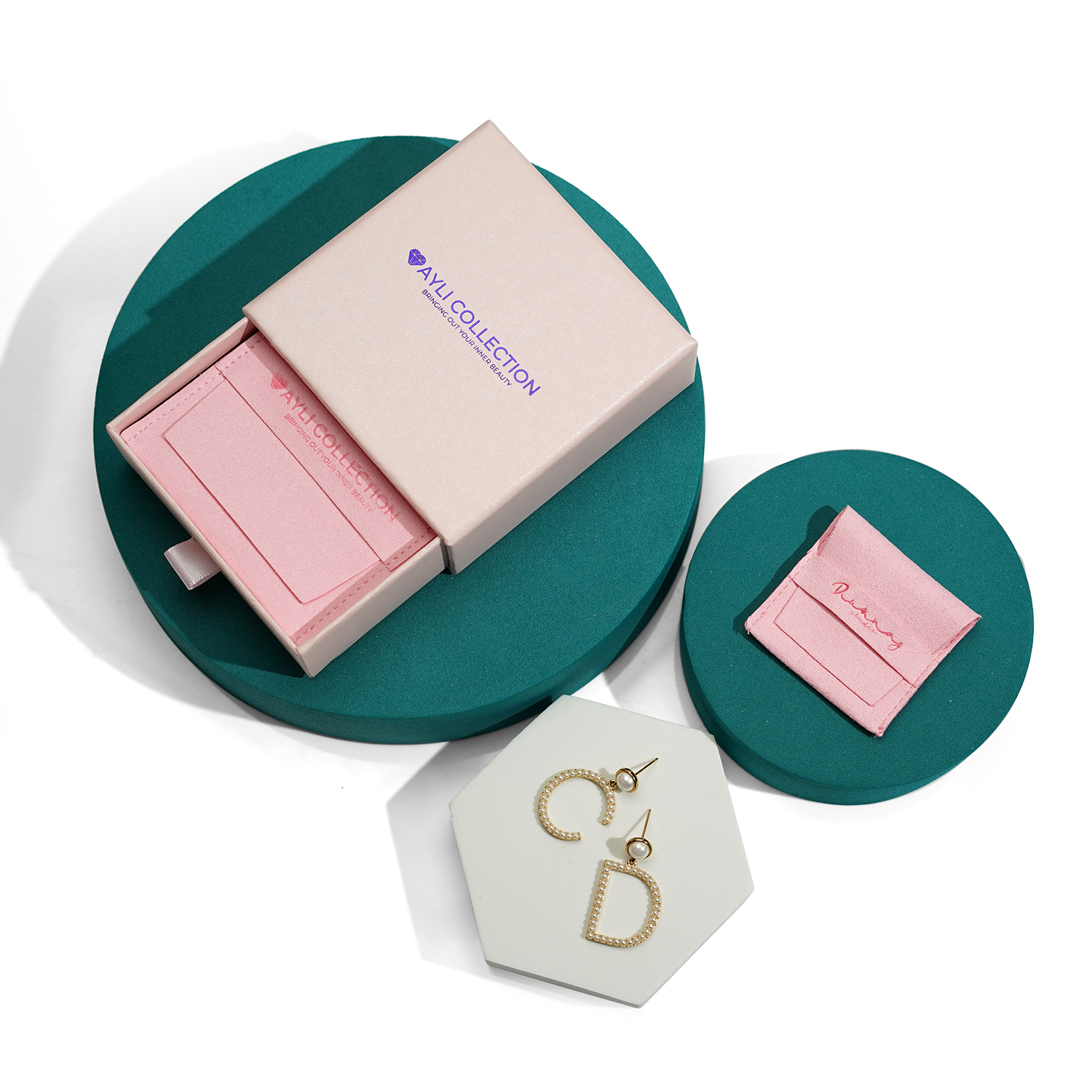 Wholesale price low MOQ custom logo printed drawer jewelry box with mircofiber velvet pouch