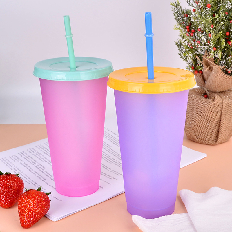 24oz Пластиковые Многоразовые холодной волшебный питьевой стаканы с крышкой и соломы изменения температуры цвета чашки изменение чашка кружка для кофе