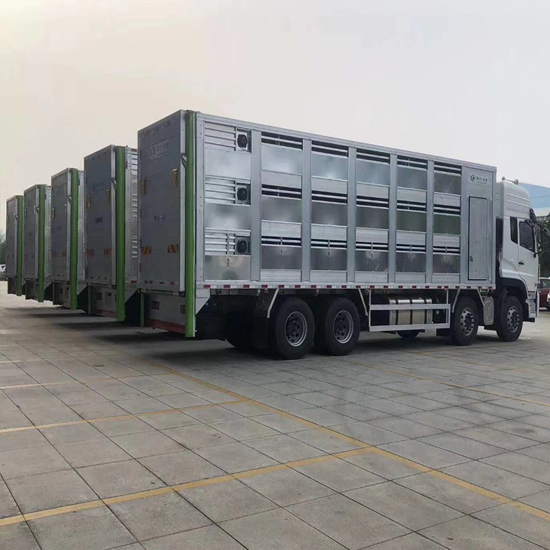 Dongfeng 8x4 Luxury Aluminum Thermostatic Live Poultry Carrier Pig Carriage Poultry Transporter Manufacturer