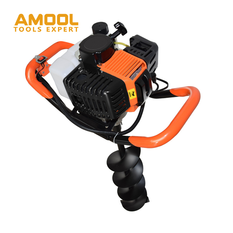 The new gasoline digging machine agricultural planting piling tree planting machine drilling and drilling machine