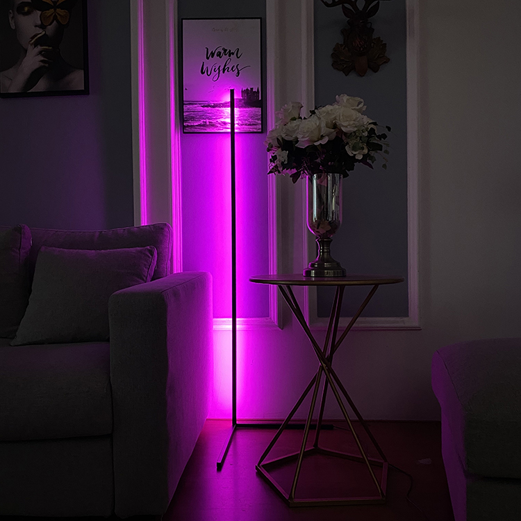 YJN5515A современный декоративный напольный RGB-светильник с пультом дистанционного управления из алюминиевого сплава