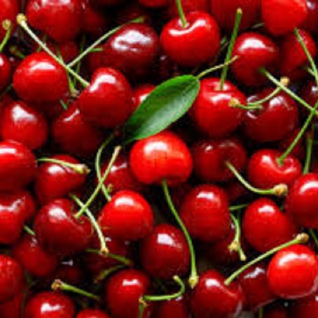 Свежие сладкие вишни для продажи