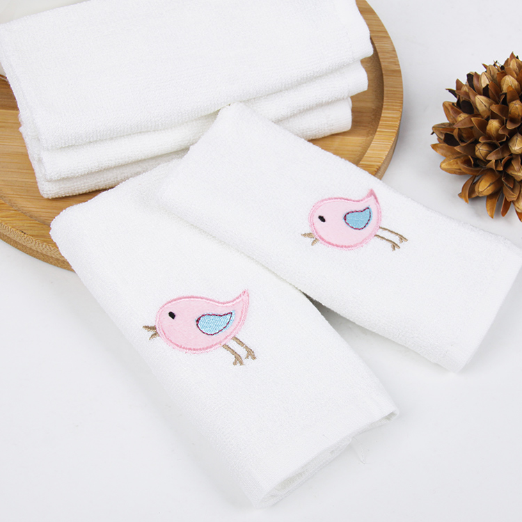 High quality 100% cotton character hooded bath towel for baby