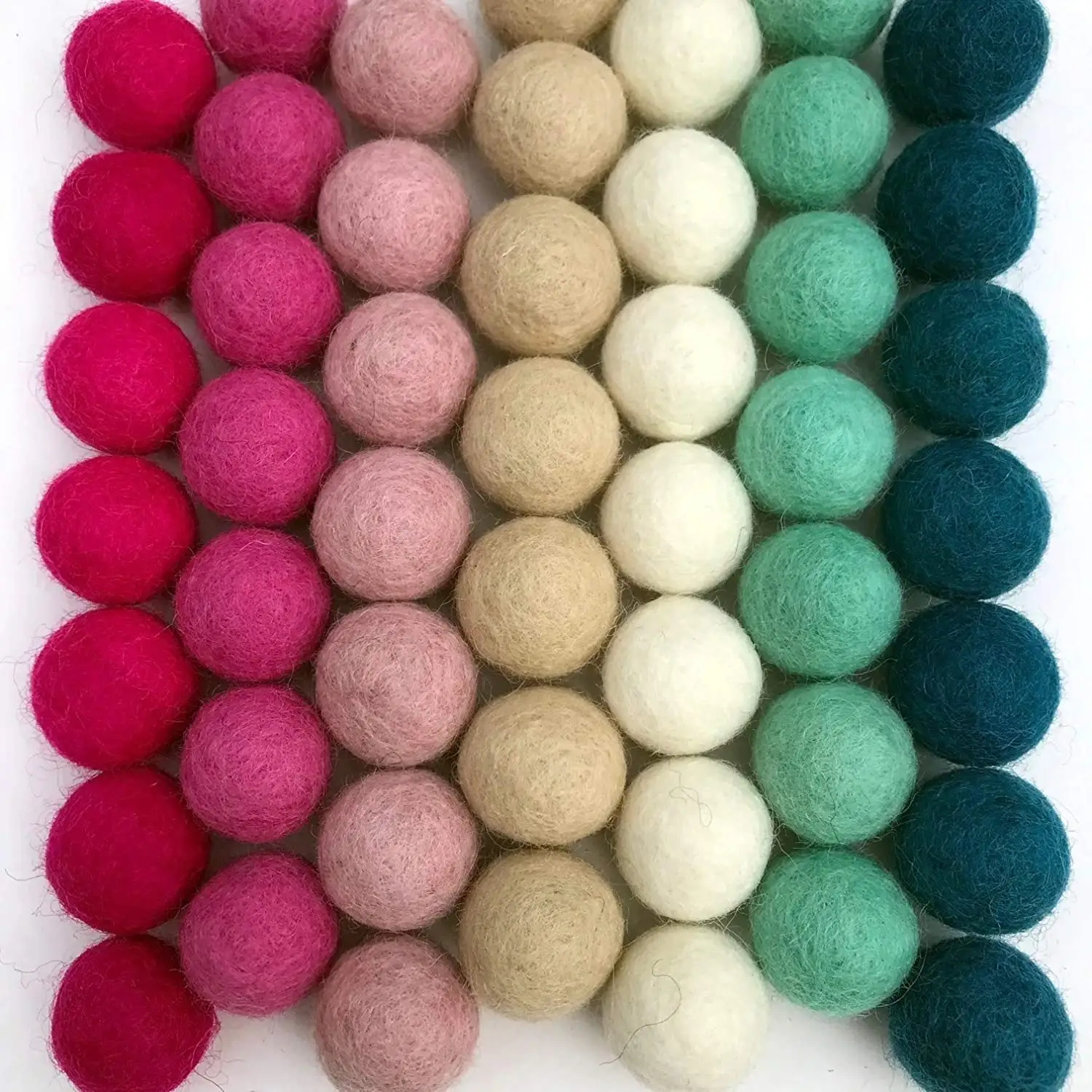 DIY color Environmental protection of natural decoration wool felt balls 2cm