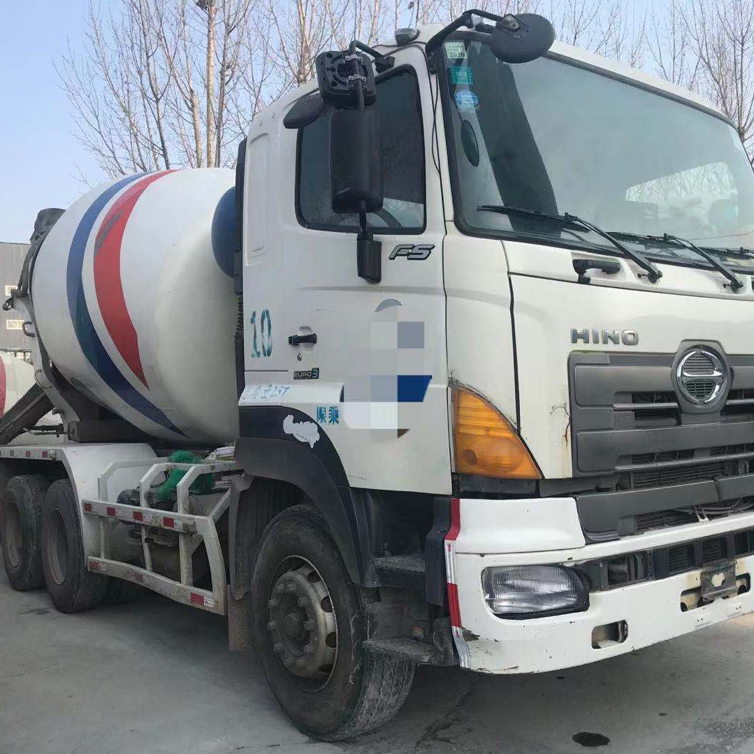 CHEAP PRICE USED CONCRETE TRUCK USED HINO 700 MIXER TRUCK