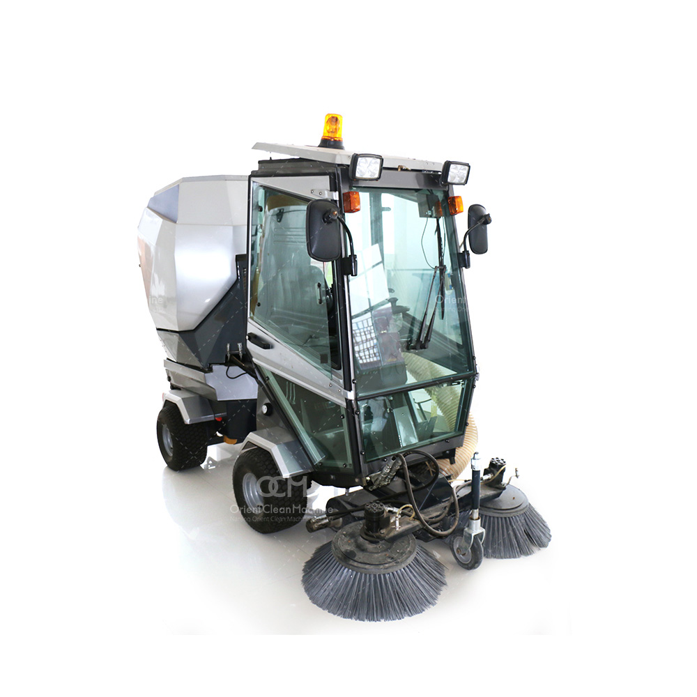 5031B road cleaning truck road sweeper mini diesel road sweeper machine