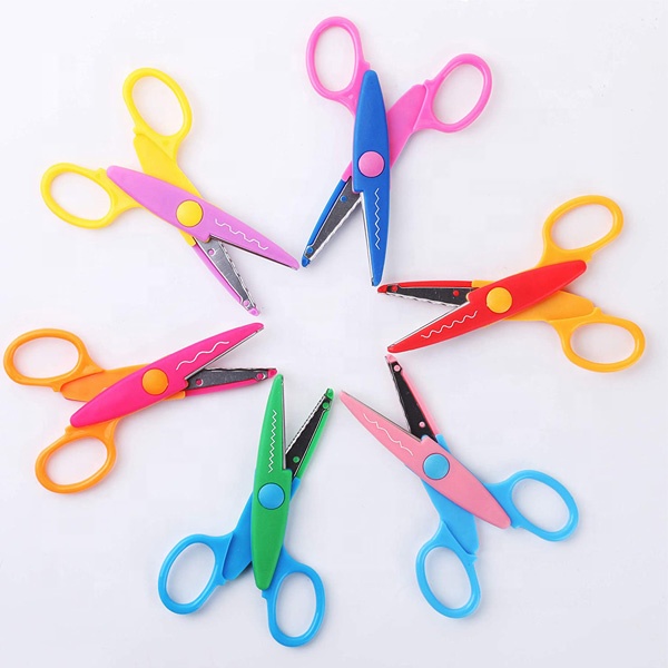 21411 decorating paper cutting lace Plastic Handle craft school stainless steel scissors for kids