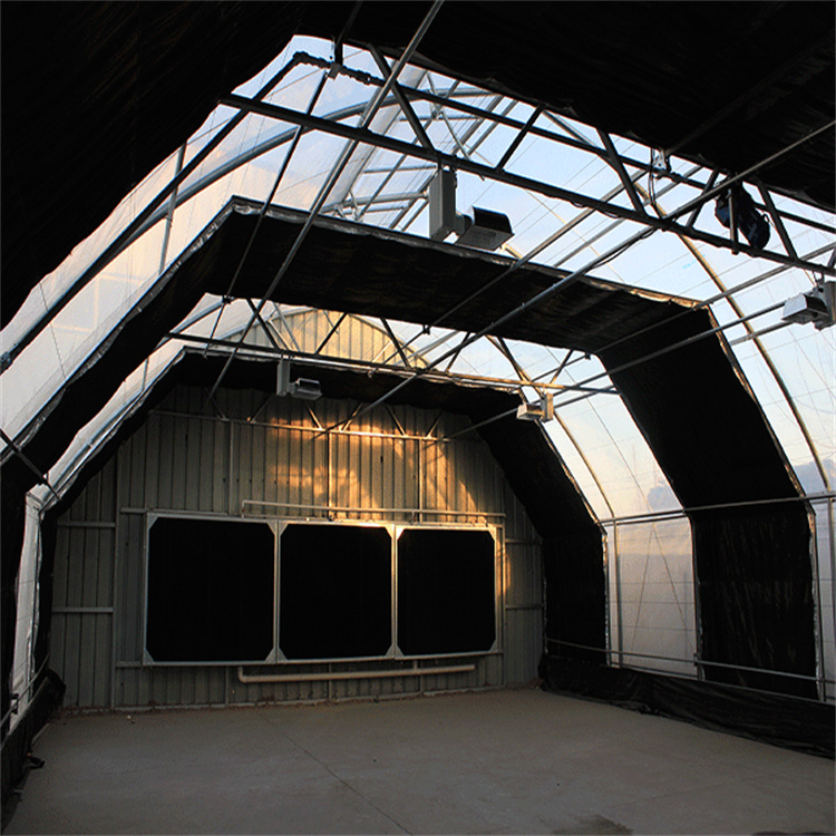 Agricultural automated black out system greenhouse automatic blackout light deprivation greenhouse