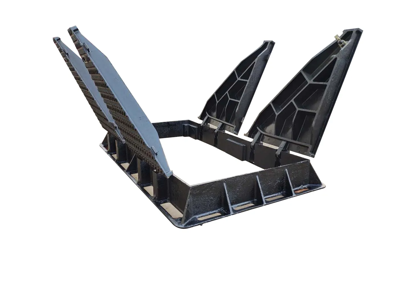 Ductile Cast Iron Square Double Triangular Manhole Cover With Hinge Pavements 3m Car Parks Gullies Roadsides Walkways