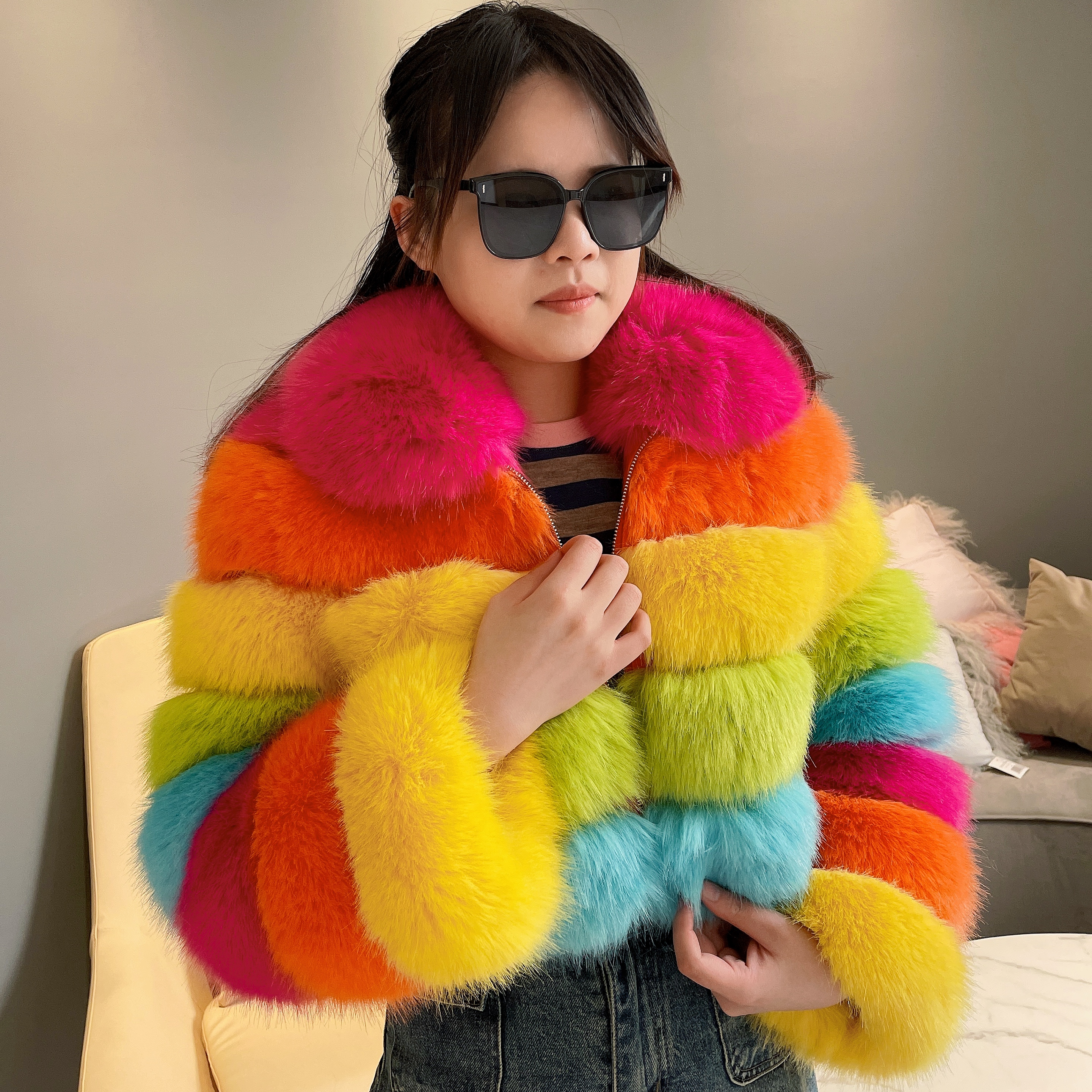 Wholesale Plus Size Pink Fur Coats Cropped Women Fake Fur Coat