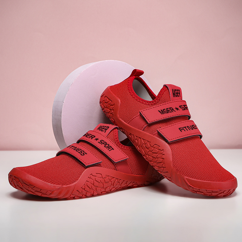 Latest design rubber outsole ladies sport sneakers breathable chunky jogging walking barefoot shoes