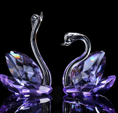 Loving Couple Swan Figurine Crystal Diamond Carved Souvenir Antique Crystal China Wedding Decoration Customized Sizes 100 Piece