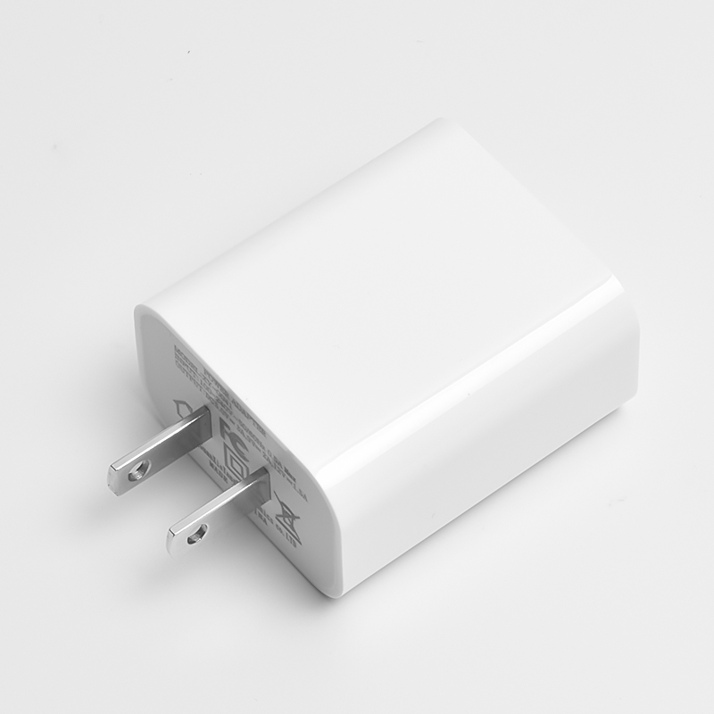 Оптовая цена дизайн пользовательский тип C PD 18w USB мобильное зарядное устройство для путешествий