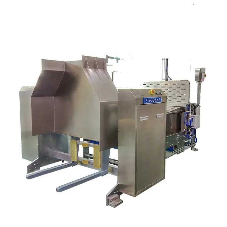 SINOBAKE Biscuit And Cookies Machine Production Line Dough Feeding System with Conveyor Automatic