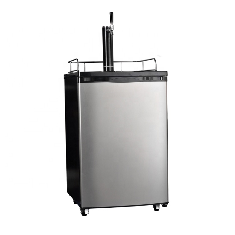 4.9 cu. Форт kegrator, коснитесь охладитель, диспенсер пива